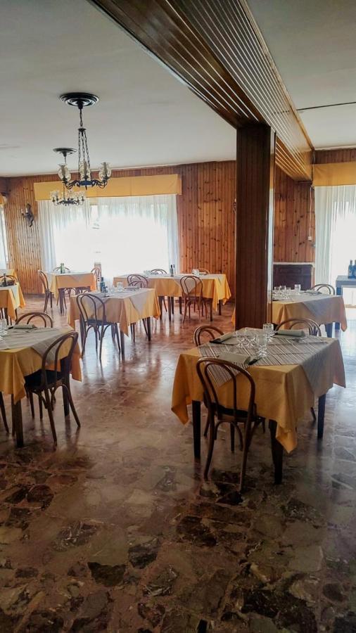 Hotel Ristorante Miramonti Consuma Exterior photo
